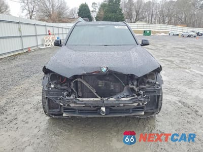 Piąte zdjęcie samochodu w środku: 2019 BMW X5 XDRIVE50I VIN:5UXJU2C55KLN49947 - miniatura