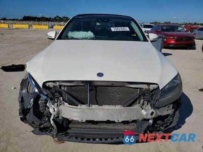 Piąte zdjęcie samochodu w środku: 2017 MERCEDES-BENZ C 300 VIN:55SWF4JB6HU194996 - miniatura