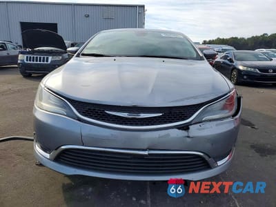 Piąte zdjęcie samochodu w środku: 2015 CHRYSLER 200 LIMITED VIN:1C3CCCAB8FN701682 - miniatura