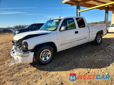 2004 GMC NEW SIERRA C1500 2GTEC19TX41123749 - główne zdjęcie licytacji z USA - miniatura