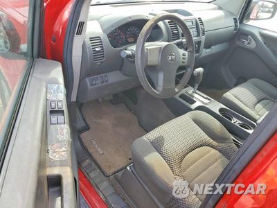 Zdjęcie 8 z 11 samochodu: 2005 NISSAN FRONTIER SE VIN:1N6AD06U45C459196 - miniatura