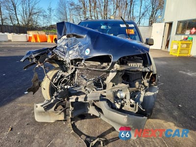 Piąte zdjęcie samochodu w środku: 2005 BMW X5 3.0I VIN:5UXFA13515LY06938 - miniatura