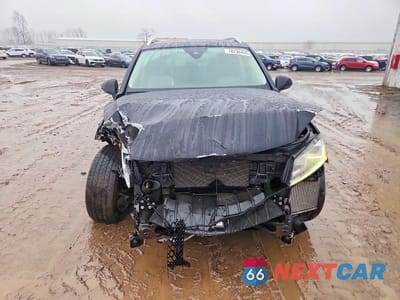 Piąte zdjęcie samochodu w środku: 2016 VOLKSWAGEN TOUAREG TDI VIN:WVGEP9BP0GD005360 - miniatura