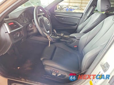 Zdjęcie 7 z 11 samochodu: 2018 BMW 330 VIN:WBA8B9C53JEE82993 - miniatura