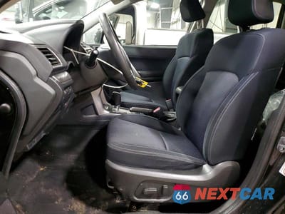 Zdjęcie 7 z 13 samochodu: 2017 SUBARU FORESTER 2.5I PREMIUM VIN:JF2SJAEC1HH411582 - miniatura