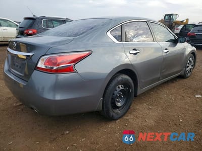 Trzecie zdjęcie samochodu z tyłu: 2014 NISS ALTIMA 2.5 S VIN:1N4AL3AP0EN379591 - miniatura