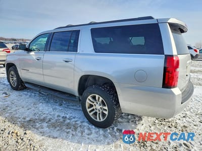 Drugie zdjęcie samochodu z przodu: 2017 CHEVROLET SUBURBAN K1500 LT VIN:1GNSKHKC2HR152062 - miniatura