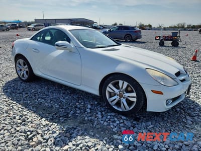 Czwarte zdjęcie samochodu z boku: 2009 MERCEDES-BENZ SLK 350 VIN:WDBWK58F29F190984 - miniatura