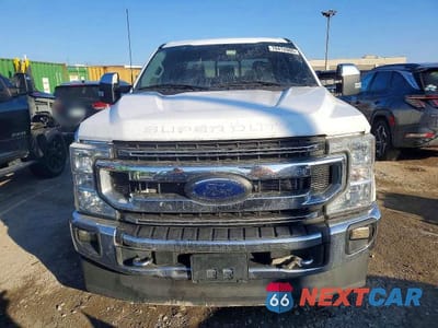 Piąte zdjęcie samochodu w środku: 2022 FORD F350 SUPER DUTY VIN:1FT8W3AT1NEE28617 - miniatura