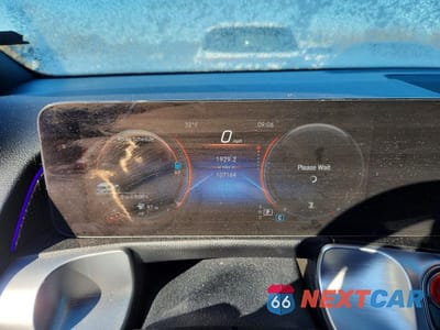 Zdjęcie 9 z 12 samochodu: 2022 MERCEDES-BENZ GLB 250 4MATIC VIN:W1N4M4HB5NW241021 - miniatura