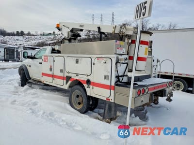 Drugie zdjęcie samochodu z przodu: 2012 DODGE RAM CHASSIS CAB BUCKET TRUCK VIN:3C7WDKBLXCG200825 - miniatura