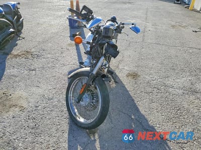 Drugie zdjęcie samochodu z przodu: 2015 SUZUKI TU250 X VIN:JS1NJ4CA1F2100257 - miniatura