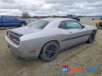 Trzecie zdjęcie samochodu z tyłu: 2017 DODGE CHALLENGER SXT VIN:2C3CDZAG0HH555320 - miniatura