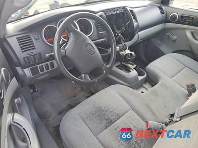 Zdjęcie 8 z 11 samochodu: 2008 TOYOTA TACOMA BASE VIN:5TENX22N68Z567458 - miniatura