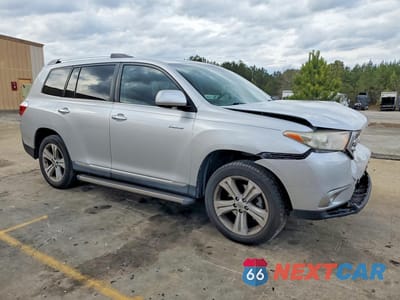 Czwarte zdjęcie samochodu z boku: 2013 TOYOTA HIGHLANDER LIMITED VIN:5TDYK3EH6DS123057 - miniatura