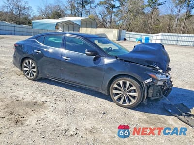 Czwarte zdjęcie samochodu z boku: 2021 NISSAN MAXIMA 3.5 PLATINUM VIN:1N4AA6FV7MC501095 - miniatura