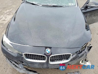 Zdjęcie 11 z 11 samochodu: 2016 BMW 320 XI VIN:WBA8E5G50GNU20113 - miniatura