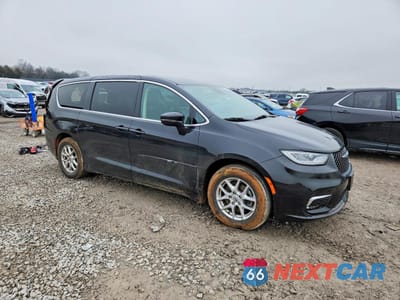 Czwarte zdjęcie samochodu z boku: 2023 CHRYSLER PACIFICA TOURING L VIN:2C4RC1BGXPR552765 - miniatura