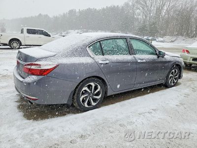 Trzecie zdjęcie samochodu z tyłu: 2017 HONDA ACCORD EX VIN:1HGCR2E73HA083967 - miniatura