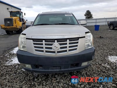 Piąte zdjęcie samochodu w środku: 2007 CADILLAC ESCALADE EXT VIN:3GYFK62857G211589 - miniatura