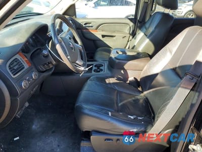 Zdjęcie 7 z 12 samochodu: 2011 GMC SIERRA K2500 SLT VIN:1GT121C86BF259100 - miniatura