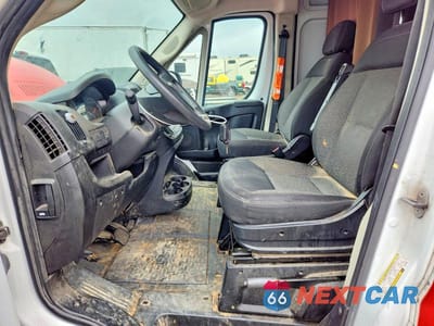 Zdjęcie 7 z 13 samochodu: 2020 RAM PROMASTER 2500 UTILITY / SERVICE VAN VIN:3C6TRVDG7LE101448 - miniatura