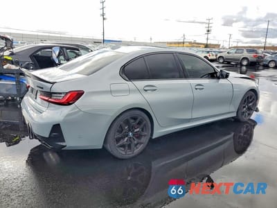 Trzecie zdjęcie samochodu z tyłu: 2025 BMW M340XI VIN:3MW69FT04S8F40827 - miniatura