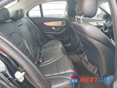 Zdjęcie 11 z 12 samochodu: 2015 MERCEDES-BENZ C 300 4MATIC VIN:55SWF4KB2FU024811 - miniatura