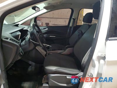 Zdjęcie 7 z 13 samochodu: 2016 FORD C-MAX SE VIN:1FADP5AU1GL114809 - miniatura