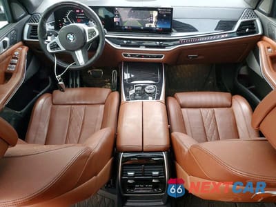 Zdjęcie 8 z 14 samochodu: 2023 BMW X7 XDRIVE40I VIN:5UX23EM06P9R80586 - miniatura