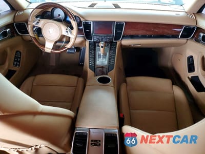 Zdjęcie 8 z 12 samochodu: 2011 PORSCHE PANAMERA S VIN:WP0AB2A71BL062983 - miniatura