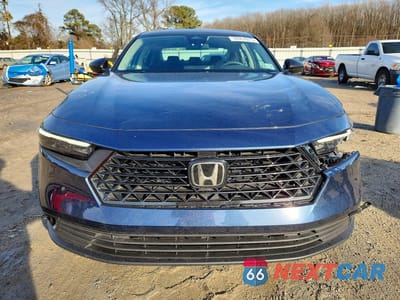 Piąte zdjęcie samochodu w środku: 2025 HONDA ACCORD SE VIN:1HGCY1F40SA059487 - miniatura
