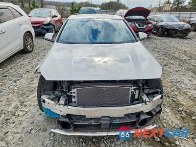 Piąte zdjęcie samochodu w środku: 2021 BMW 228I VIN:WBA53AK09M7H51076 - miniatura