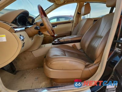 Zdjęcie 7 z 11 samochodu: 2007 MERCEDES-BENZ S 550 4MATIC VIN:WDDNG86X07A144016 - miniatura