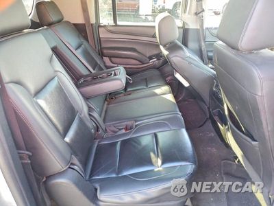 Zdjęcie 11 z 12 samochodu: 2020 CHEVROLET SUBURBAN K1500 LT VIN:1GNSKHKC4LR271319 - miniatura