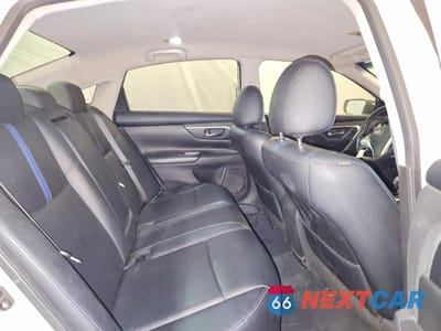 Zdjęcie 10 z 12 samochodu: 2018 NISSAN ALTIMA 2.5 VIN:1N4AL3AP3JC215242 - miniatura