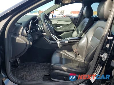 Zdjęcie 7 z 12 samochodu: 2019 MERCEDES-BENZ C 300 VIN:55SWF8DB0KU305830 - miniatura