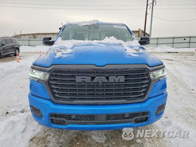 Piąte zdjęcie samochodu w środku: 2025 RAM 1500 LARAMIE VIN:1C6SRFJPXSN719878 - miniatura