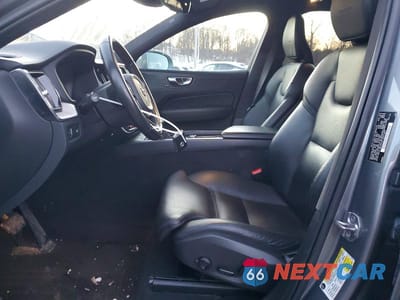 Zdjęcie 7 z 12 samochodu: 2019 VOLVO XC60 T5 INSCRIPTION VIN:LYV102RL4KB247184 - miniatura