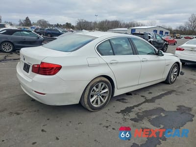 Trzecie zdjęcie samochodu z tyłu: 2015 BMW 528 XI VIN:WBA5A7C54FD623333 - miniatura