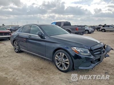 Czwarte zdjęcie samochodu z boku: 2018 MERCEDES-BENZ C 300 VIN:55SWF4JB8JU235697 - miniatura