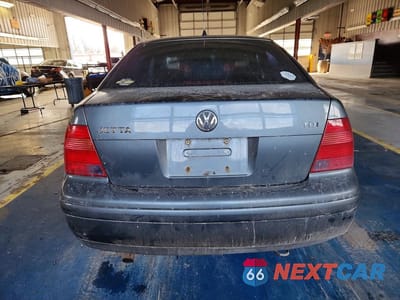 Zdjęcie 6 z 12 samochodu: 2003 VOLKSWAGEN JETTA GLS TDI VIN:3VWSP29M03M141526 - miniatura
