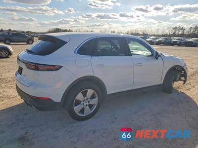 Trzecie zdjęcie samochodu z tyłu: 2019 PORSCHE CAYENNE VIN:WP1AA2AY8KDA07032 - miniatura
