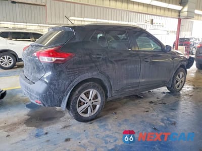 Trzecie zdjęcie samochodu z tyłu: 2019 NISSAN KICKS S VIN:3N1CP5CU7KL523979 - miniatura