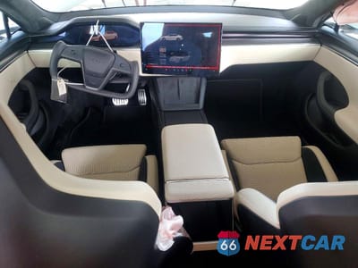 Zdjęcie 8 z 12 samochodu: 2024 TESLA MODEL S VIN:5YJSA1E69RF542222 - miniatura