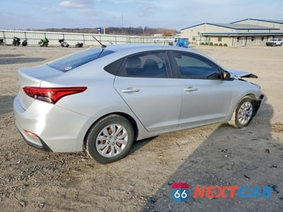 Trzecie zdjęcie samochodu z tyłu: 2020 HYUNDAI ACCENT SE VIN:3KPC24A66LE105087 - miniatura