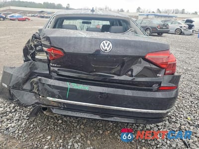 Zdjęcie 6 z 11 samochodu: 2018 VOLKSWAGEN PASSAT VIN:1VWAA7A31JC004056 - miniatura