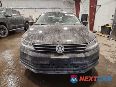 Piąte zdjęcie samochodu w środku: 2016 VOLKSWAGEN JETTA S VIN:3VW267AJ9GM391211 - miniatura