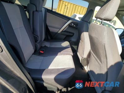 Zdjęcie 11 z 13 samochodu: 2015 TOYOTA RAV4 XLE VIN:2T3RFREV9FW238139 - miniatura