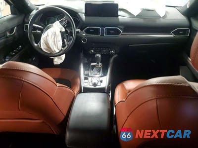 Zdjęcie 8 z 13 samochodu: 2024 MAZDA CX-5 CARBON TURBO VIN:JM3KFBAY9R0512271 - miniatura